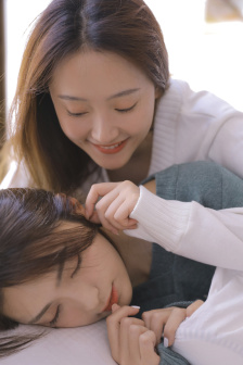 老师找家长借钱